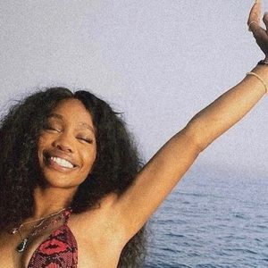 Meet your Posher, Niya